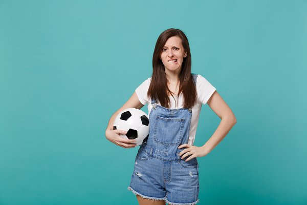 پرسشنامه عوامل بروز پرخاشگری در تماشاگران فوتبال – آقا آزادان (۱۳۸۸)